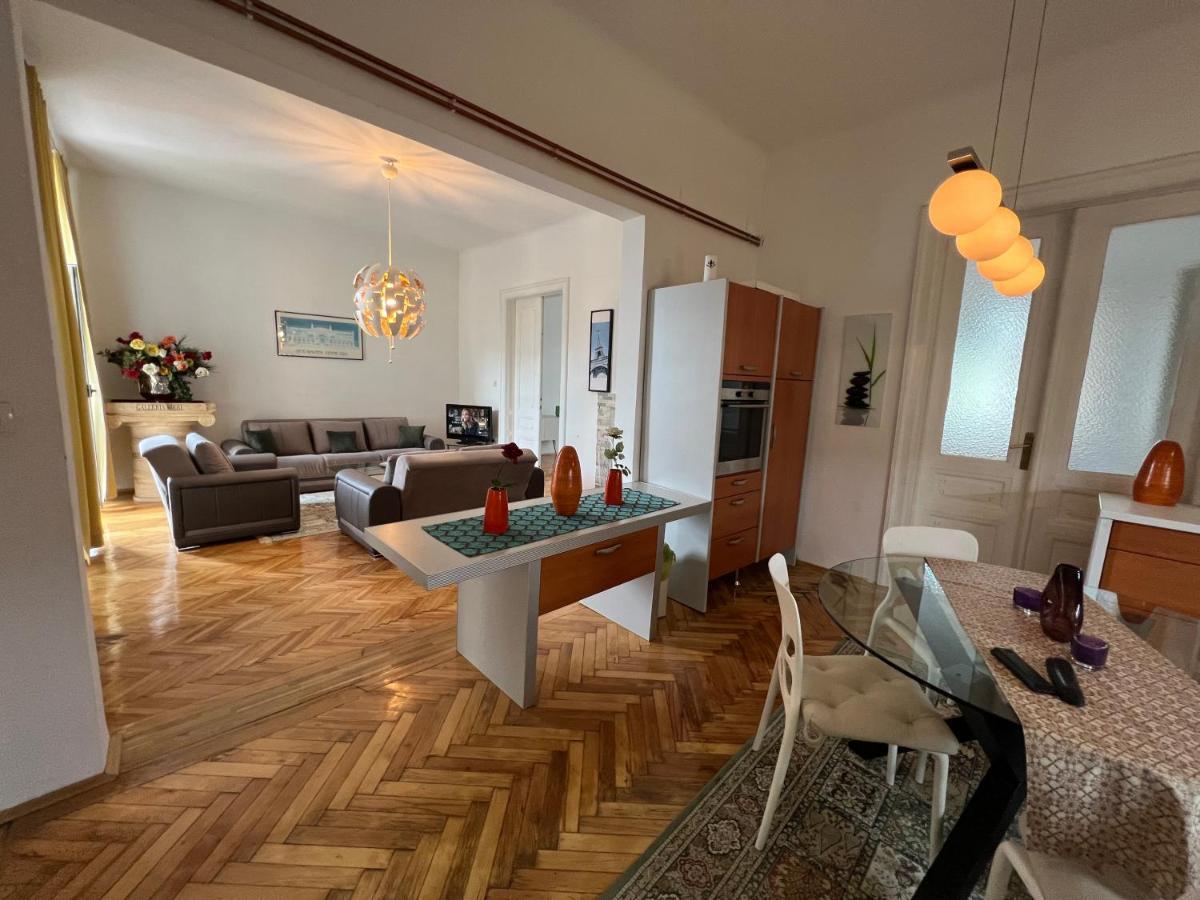 Apartman Happy Apartment Sarajevo Luaran gambar